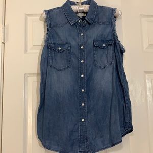 Idyllwind button up sleeveless top